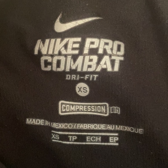 Nike 👖 Pro Combat compression capris XS - Picture 4 of 4